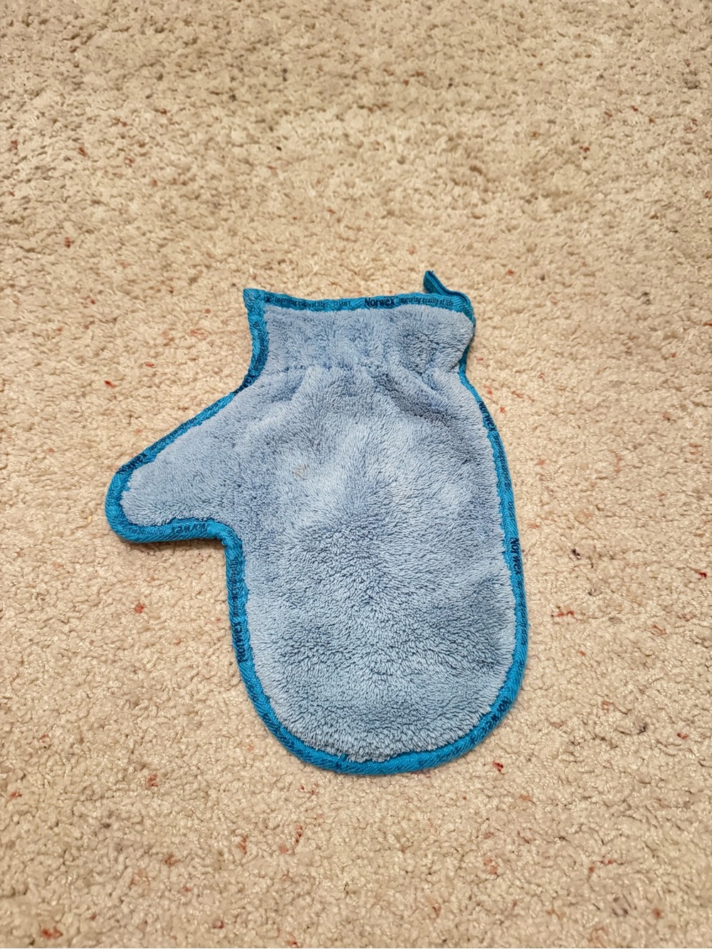 Norwex Blue Dusting Mitt Gently Used